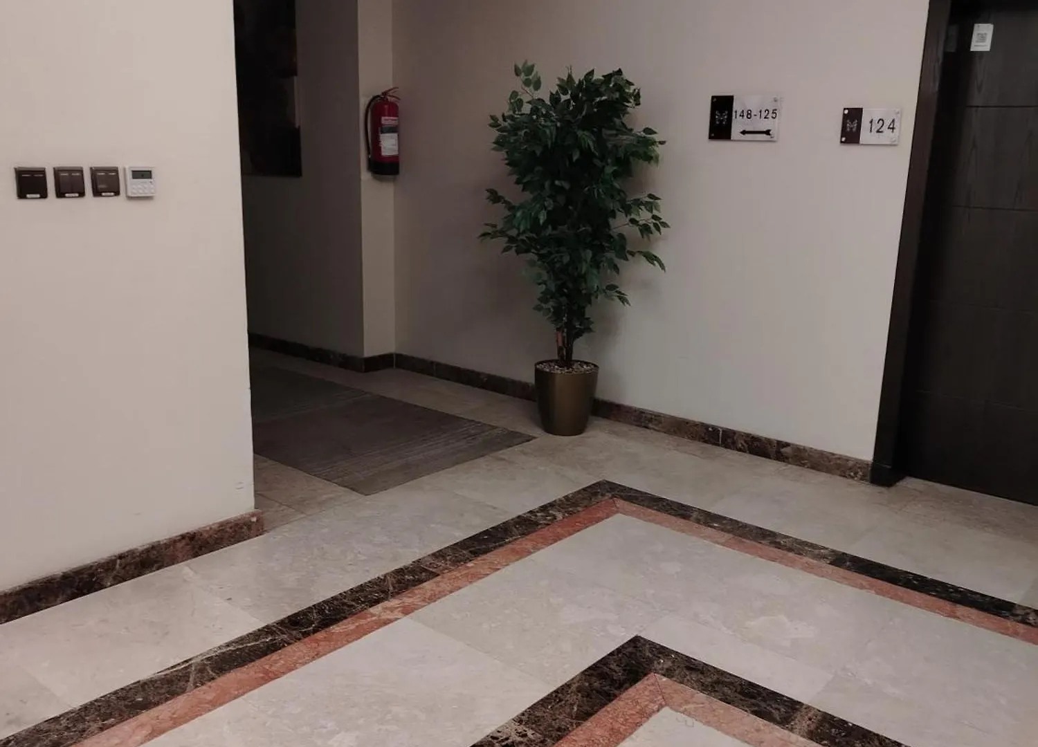 *** Aparthotel فندق ماربيلا Riyadh Saudi Arabia
